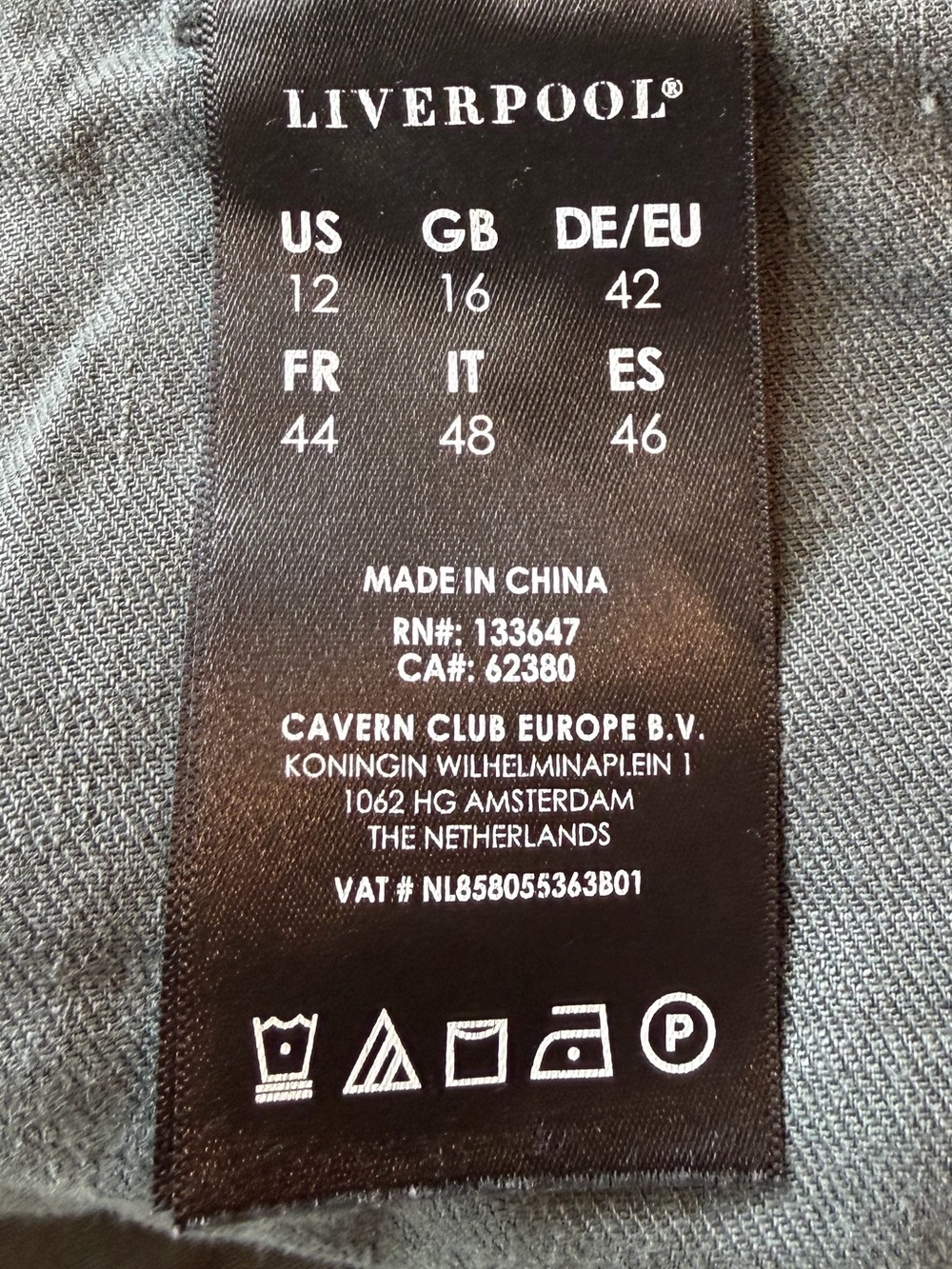 Liverpool Linen Blend Kinley Utility Shorts, Size 12 - Picture 6 of 8
